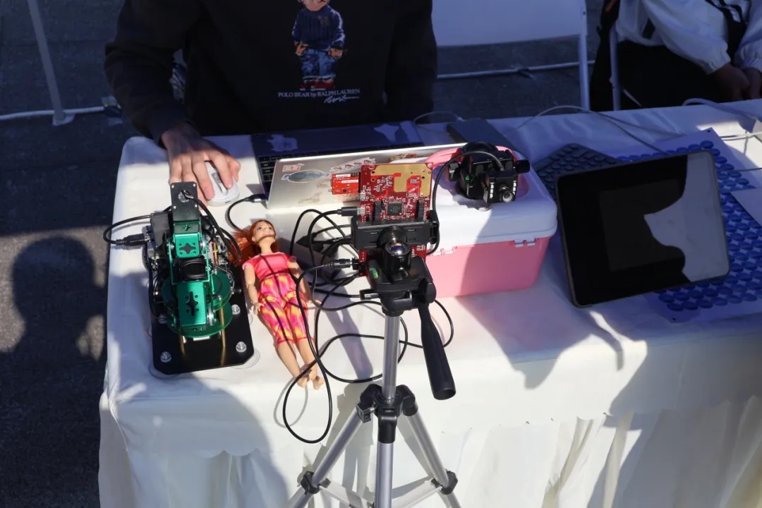 01.webp.jpg 6c1fdfdf15c5f38ace085d534fdd0071.jpg