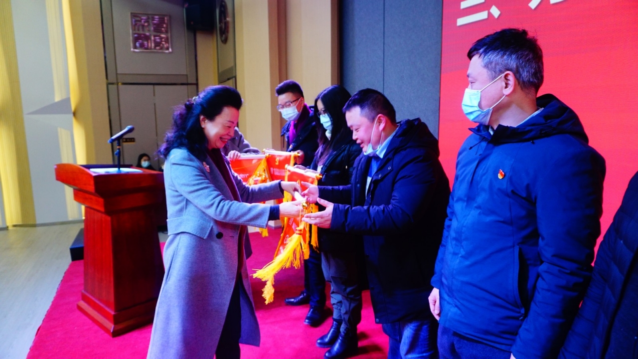 DSC00375.JPG DSC00375.JPG