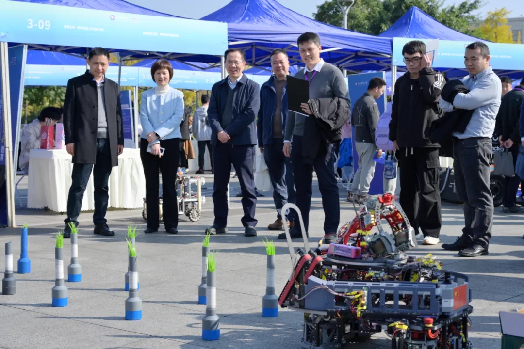 02.webp.jpg 9d1fcda2f92a17b7f3d83d35724c465f.jpg