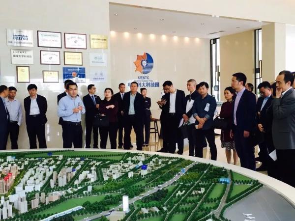 图12.jpg d98210b31c8d092026a7119bc776687f.jpg