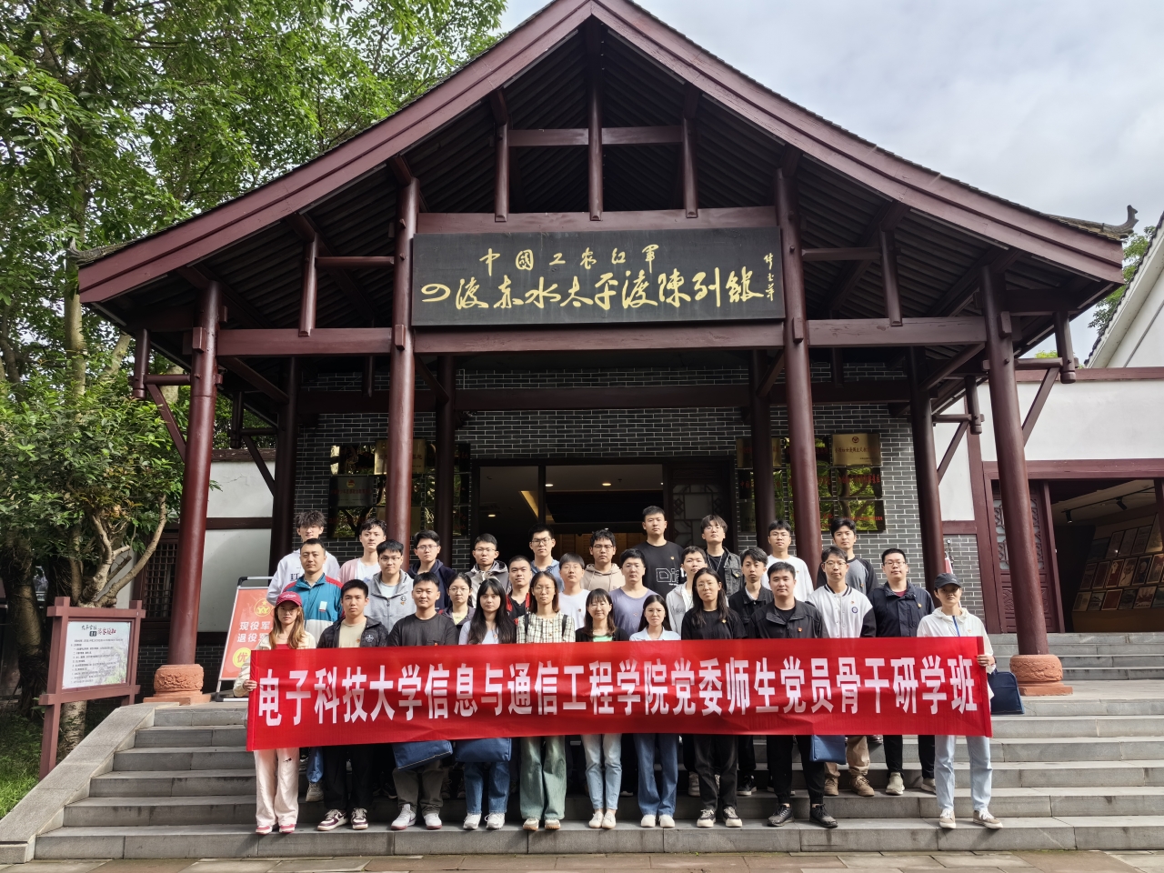 13.jpg e9c727c9b50b1f270cb05bef8d1aaa1d_68781.j