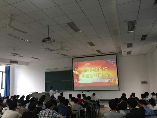 【思政聚焦】辅导员讲师团在资源与环境学院开课