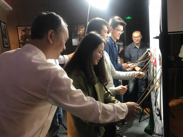 赵洪做客“非遗”学术工作坊讲述成都皮影的魅力