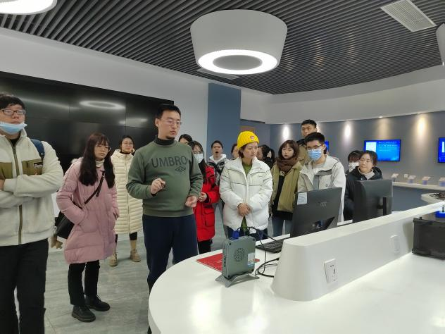 news.uestc.edu.png news.uestc.edu.png