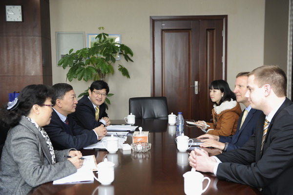 美国杰尼阿塔学院来校访问