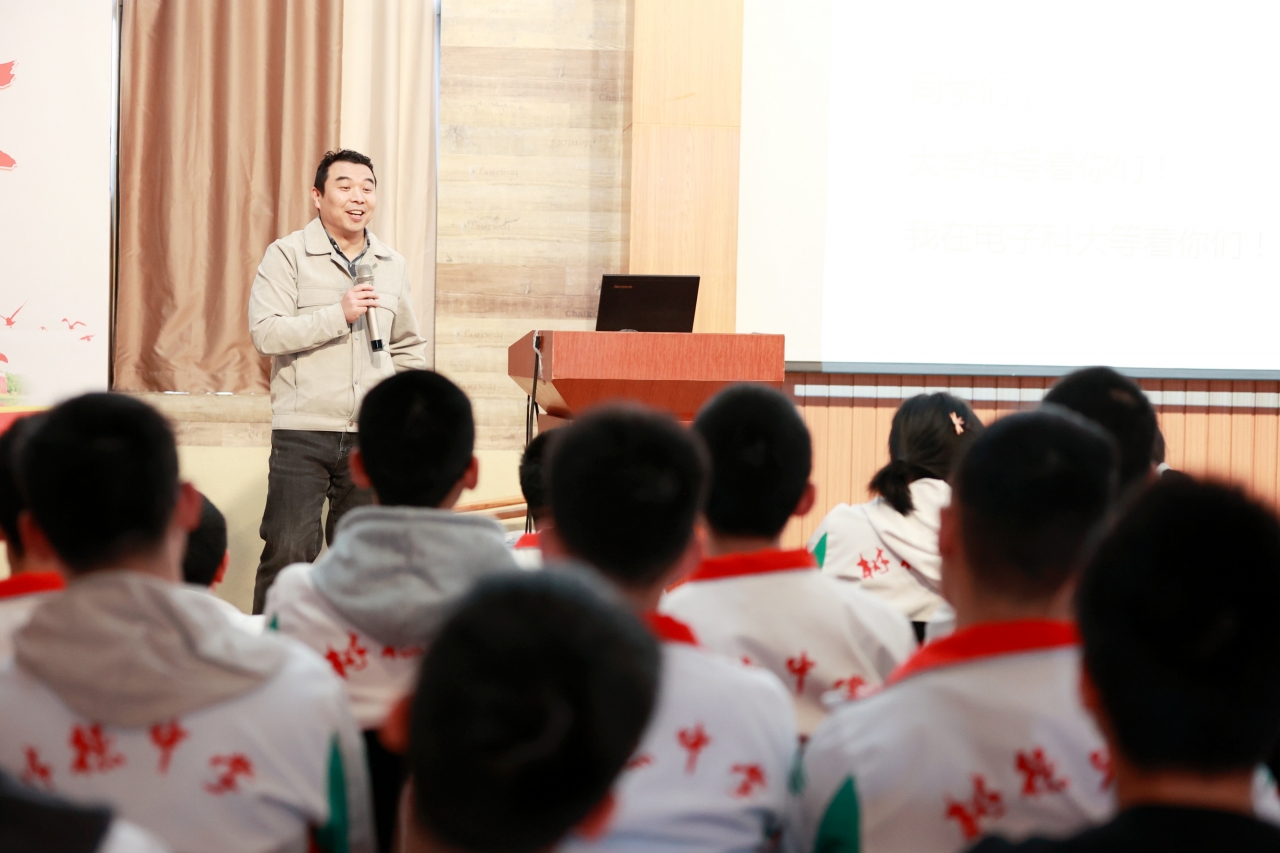 11.JPG 034b553387fc46ebec49aab0aea78178_c68ae.j