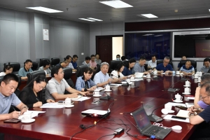 学校召开二级党组织书记例会 部署近期重点工作