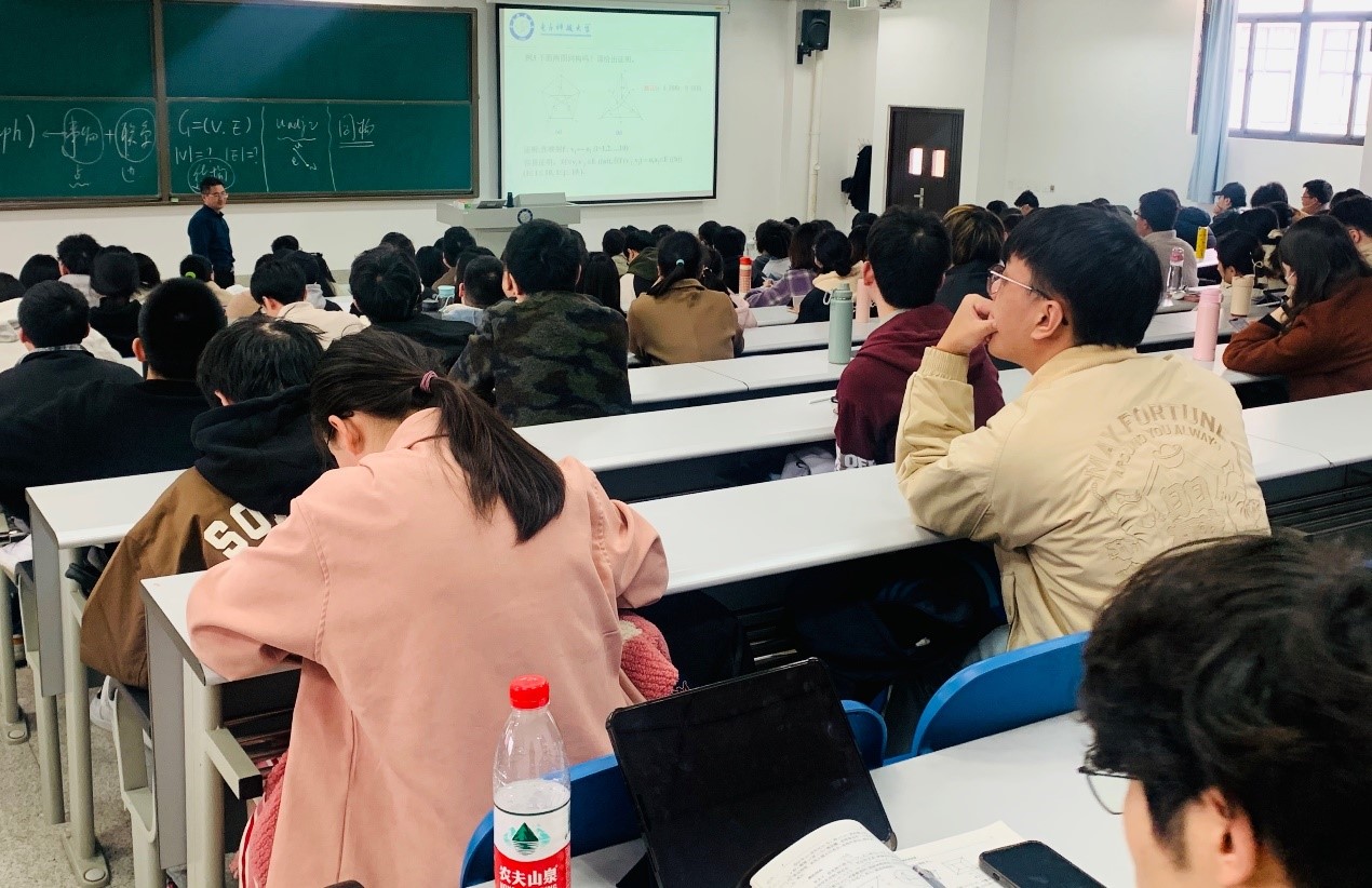 040c82b4da9e4688f01b10b91237c180_435ac.j