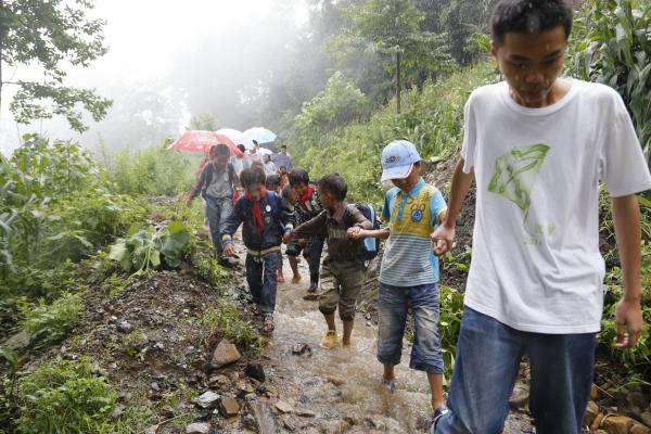 【实践】点燃希望 织就梦想