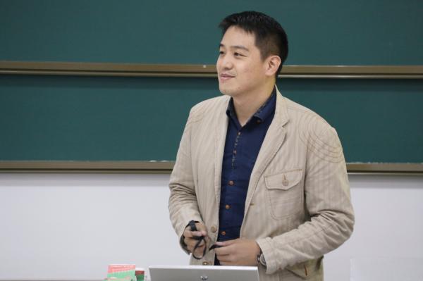 物电、经管、空天和艺术中心分党校举行第58期党校开学典礼