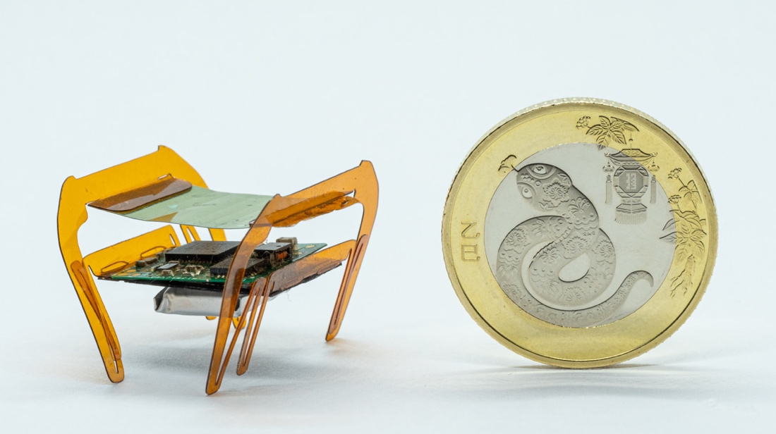 机电学院吴一川/彭倍团队在《自然·通讯》发文报道新型“电子蟑螂”软体微型机器人