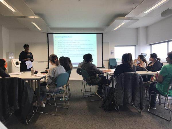 469891335.jpg 469891335.jpg