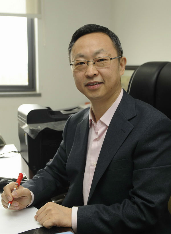 【人才培养】加强师资队伍建设 完善人事体制机制 为精英领军人才培养提供有力支撑