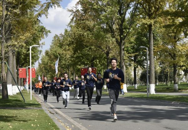 _DSC8696.JPG 0610044cfb2c5e0a94144ccefb296b79.jpg