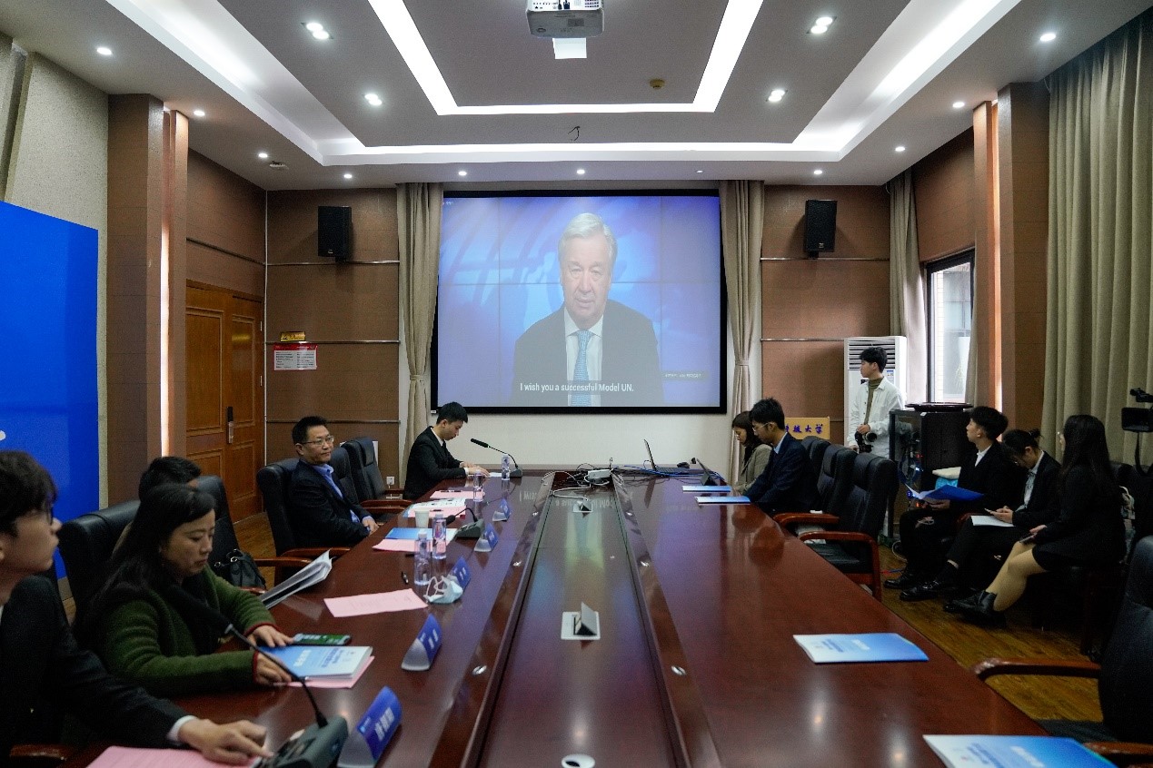 2.jpg 06b4ff2a5482739667a96b86131c46f6_d1298.j