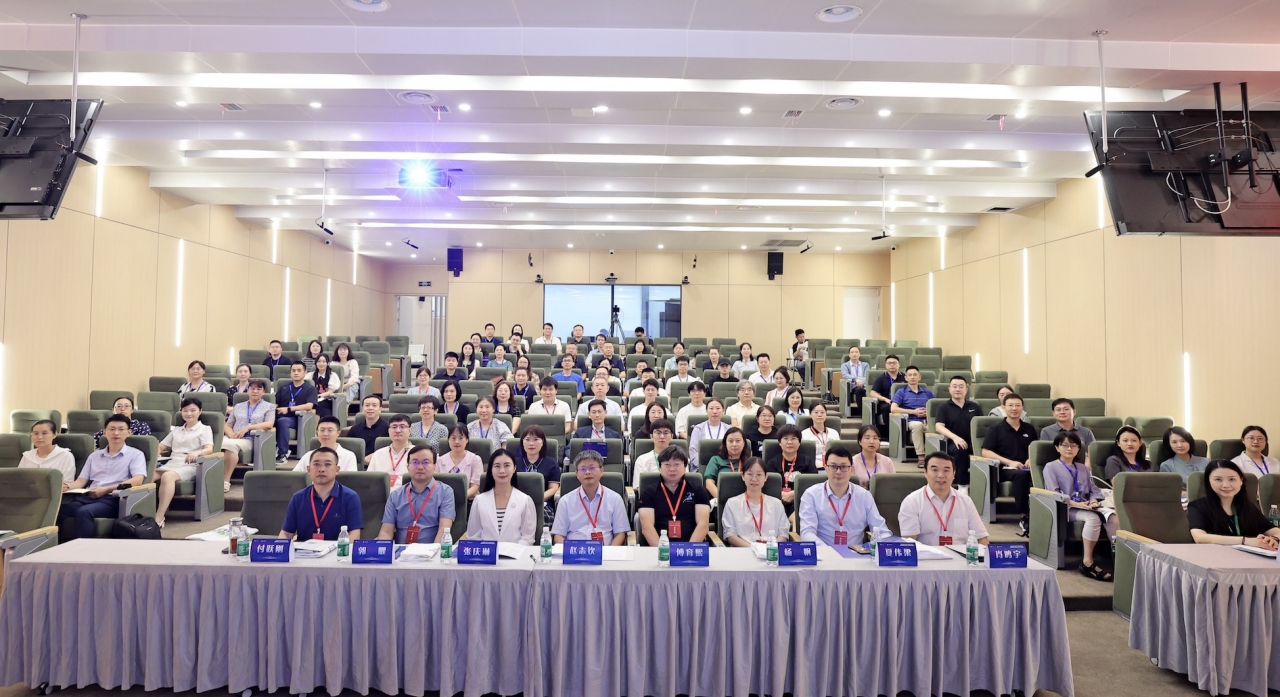 0-现场合影.jpg 0-现场合影.jpg