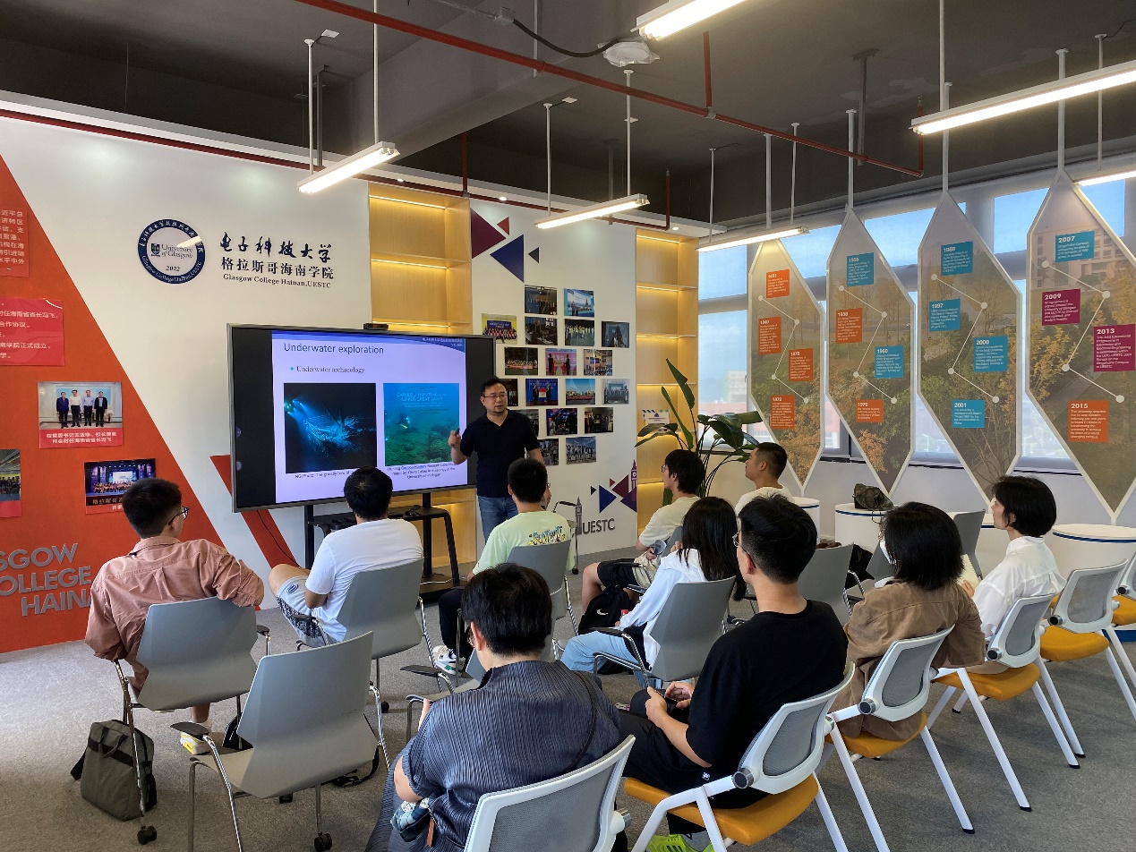 海南格物讲坛第一期.jpg 海南格物讲坛第一期.jpg