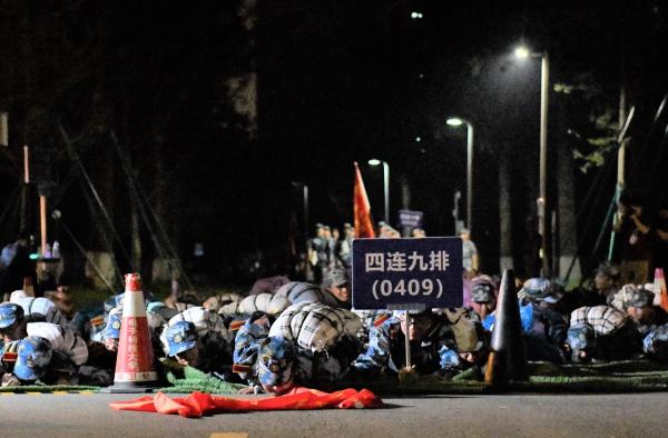 nbe036_s.JPG 086b9dedf78d83d03c83235b2242ec83.jpg