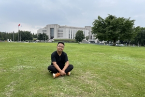 习近平回信勉励全国高校黄大年式教师团队代表