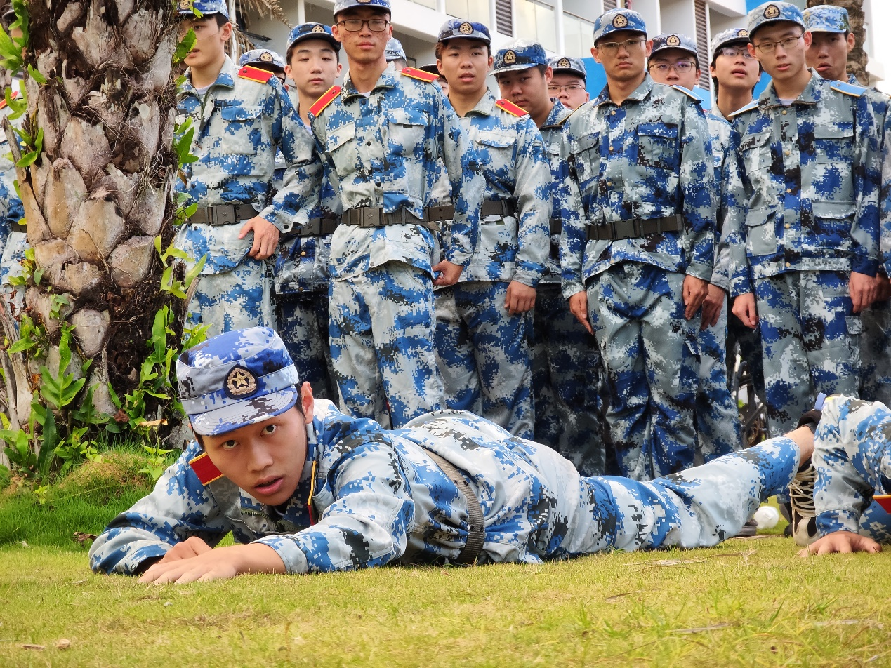 电子科大2023年学生军训圆满结束