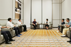 广西壮族自治区教育厅代表团来校访问