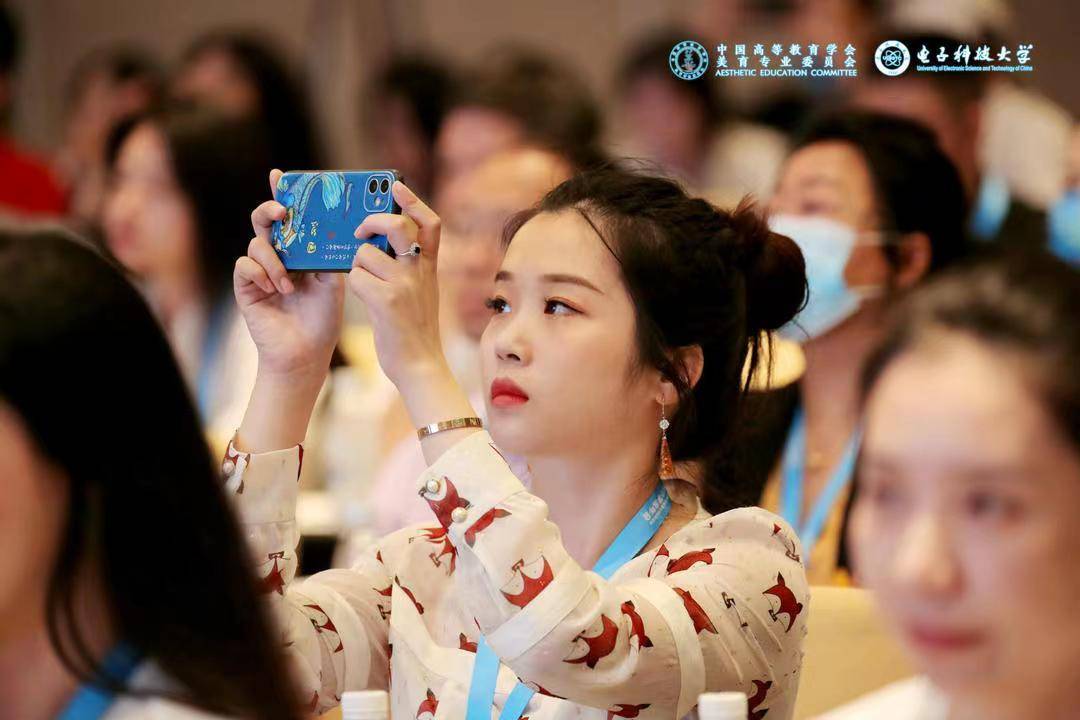 封面7.jpg 0a27b337b3c64e755904b659044efc5b.jpg