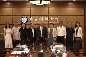 学校举行人文社科高等研究院名誉院长聘任仪式