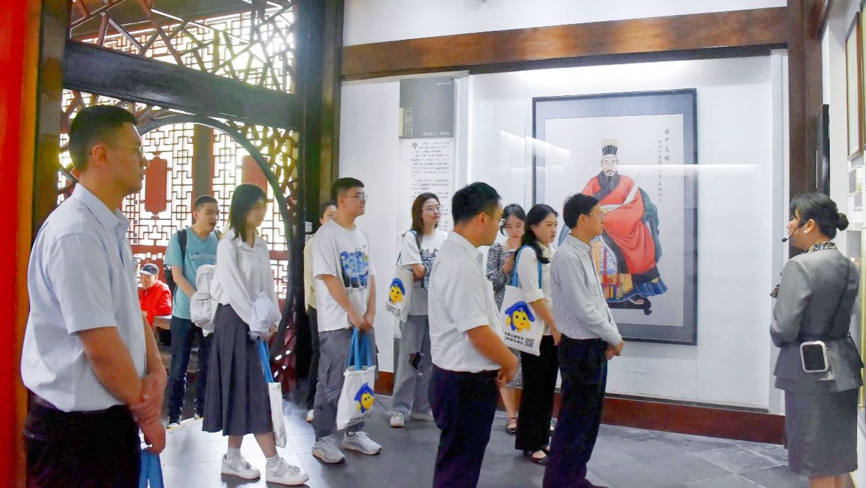 AA26D493B68FD87157E71E12972_2433A7EB_24A