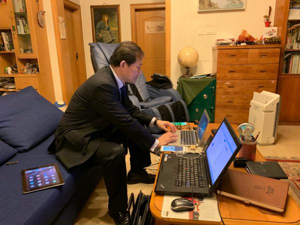 刘磊.jpg 刘磊.jpg