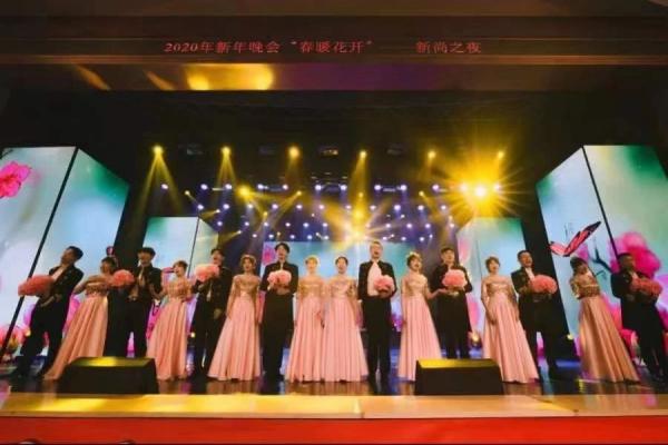 春暖花开2.jpg 0b58efa7e3dab6ff626294c3cb2f8c3c.jpg