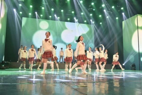 一路有你1.jpg 0bb23db4c3a4df77107adc4d952bb824.jpg