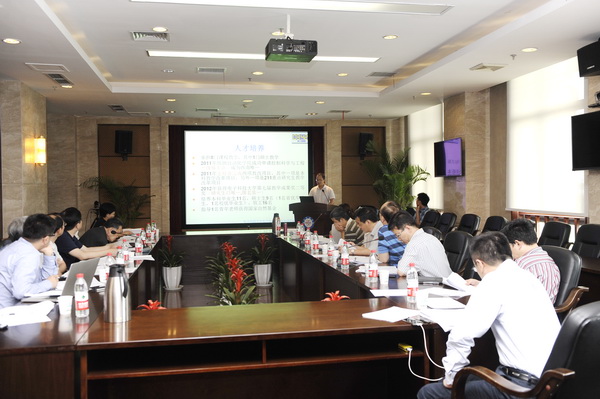 学校2014年高级专业技术职务评聘工作结束