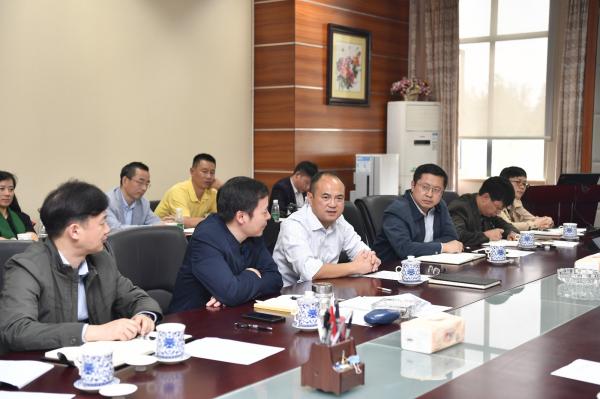 _ND57772.JPG 0e07c11f1439e21623ac65f6bb4c46fc.jpg