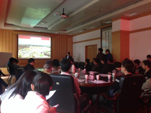 中科院高能所与物电学子共商人才培养