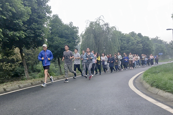 【三全育人】特聘辅导员全心全力助推学生成长