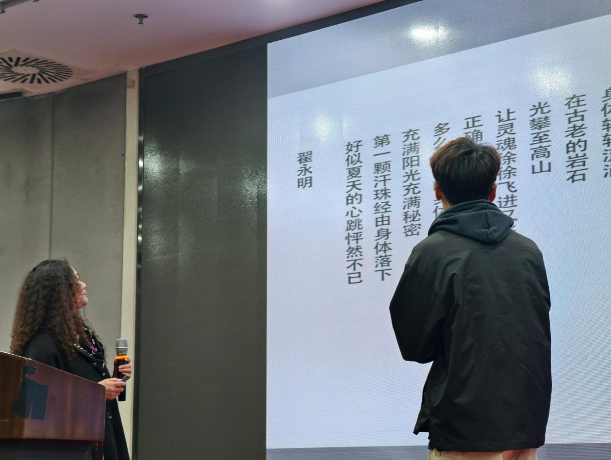 25A5900E06680E28C141E18C3E3_6E6B521C_176