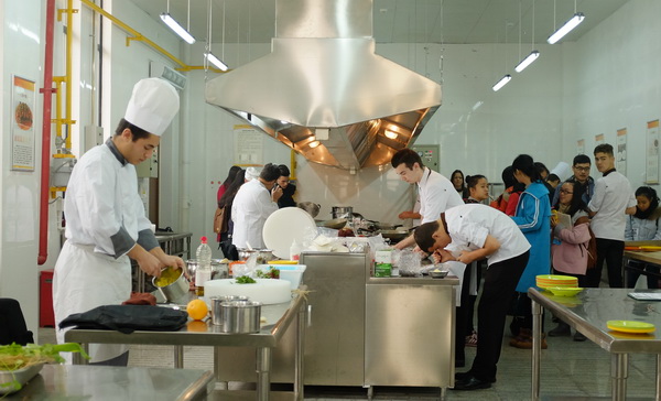 faguo0004.JPG 0fa6204ed4f19ffda3fe3666a1803cea.jpg