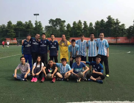 【优秀导学团队】四川省电动汽车动力系统与安全工程技术研究中心：昔时笃学 至勤至诚 今日钻术 从严从信