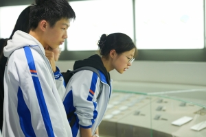 光电学院联动电子科大实验中学共促大中学思想政治教育一体化建设