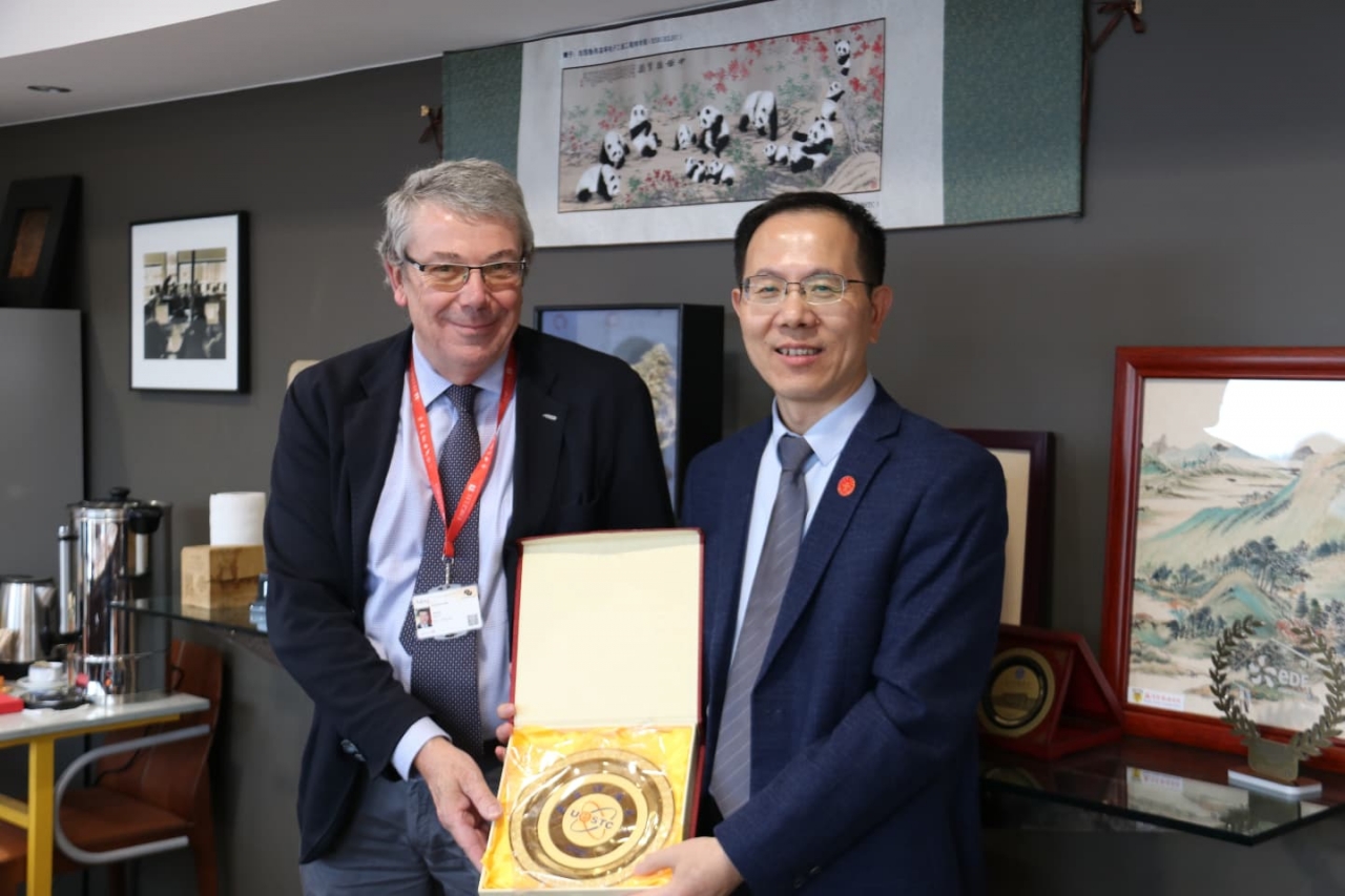 访问鲁昂.jpg 访问鲁昂.jpg