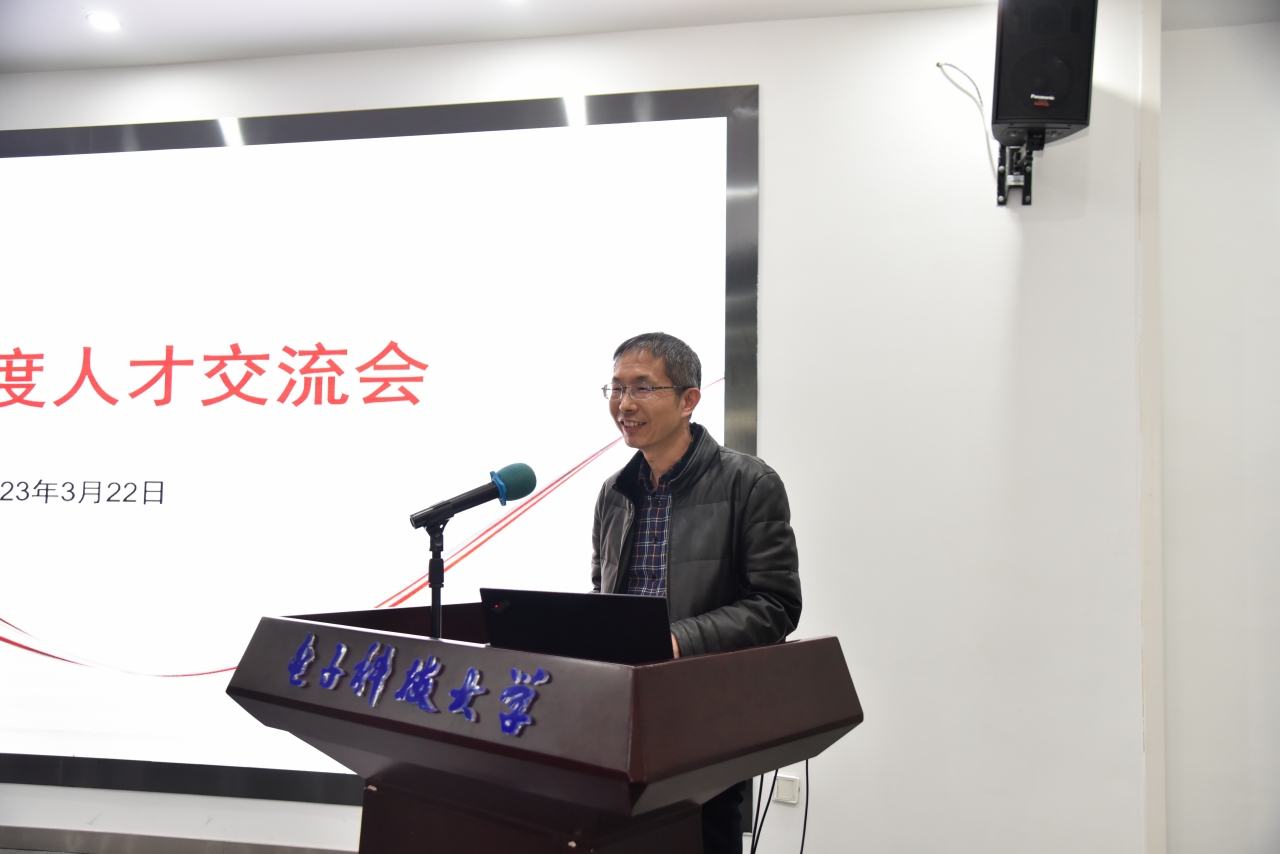 张健.jpg 张健.jpg