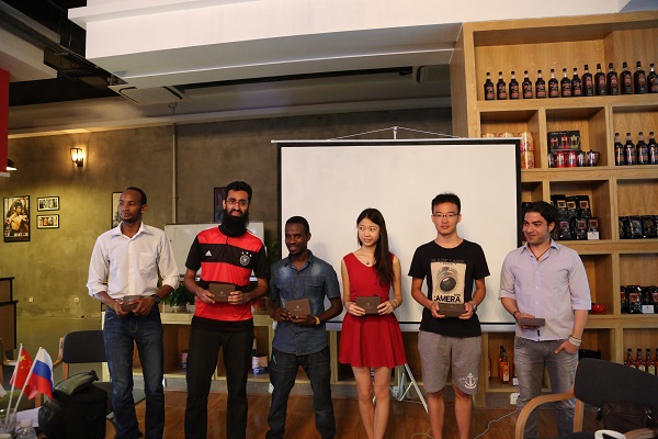 “我亲历的跨文化交流和文化差异”征文比赛落幕