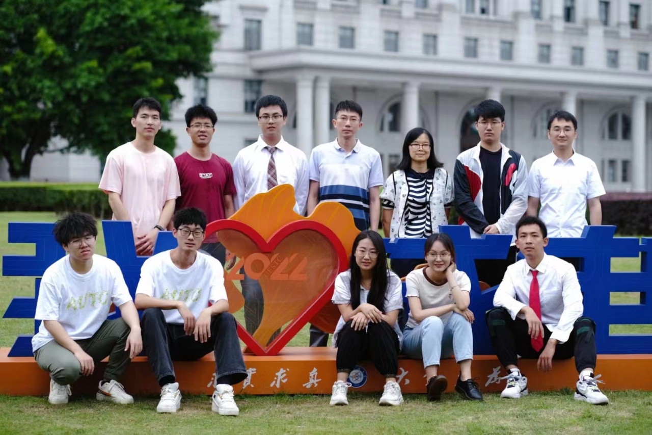 团队 (3).jpg 团队 (3).jpg