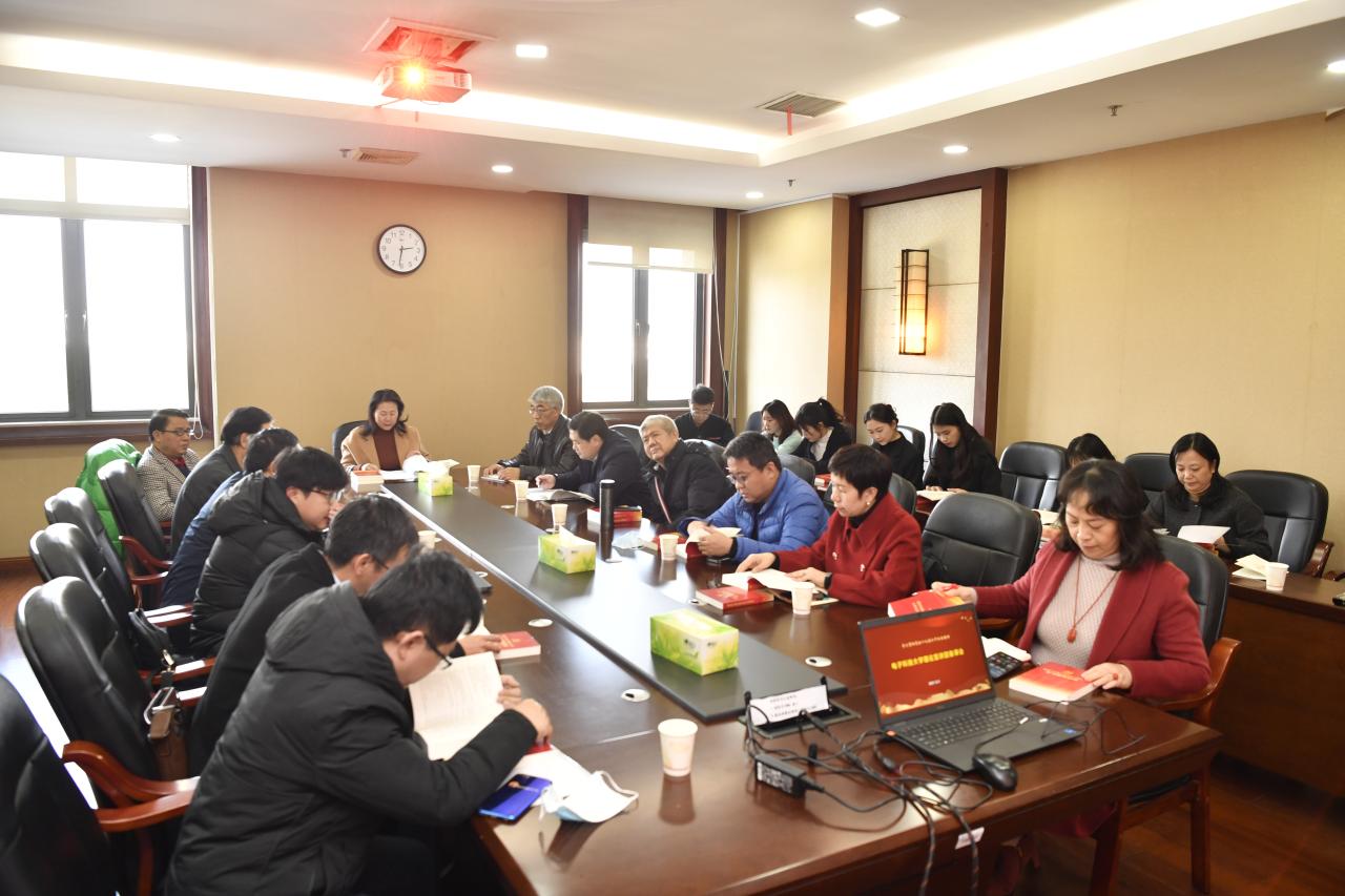 学校理论宣讲团集体备课 推进十九届六中全会精神宣讲工作