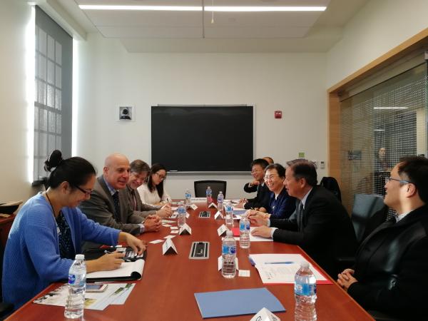 2-王亚非与Ross Lewin会谈.jpg