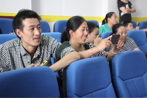 家长.jpg 家长.jpg