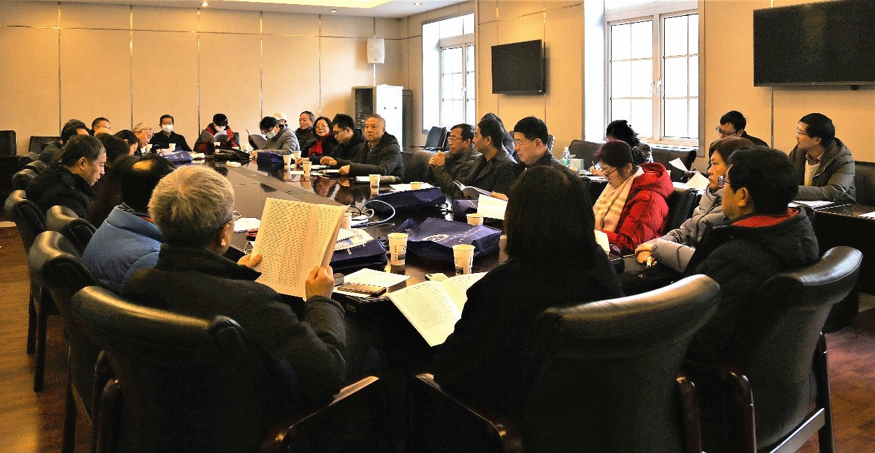 学校召开学位与研究生教育督导工作期末总结会