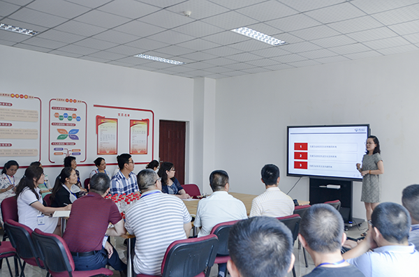 四川省广播电视大学2019年党支部书记培训班来经管学院调研