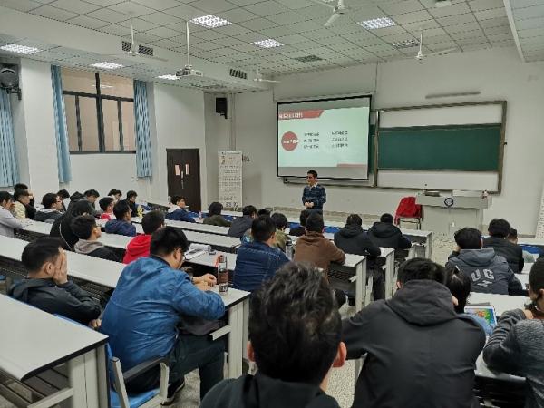 自动化工程学院研究生会成功举办“创客1+1”交流会