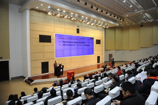 0001.JPG 13ae5c8951867959089fdd34ebbc72e1.jpg